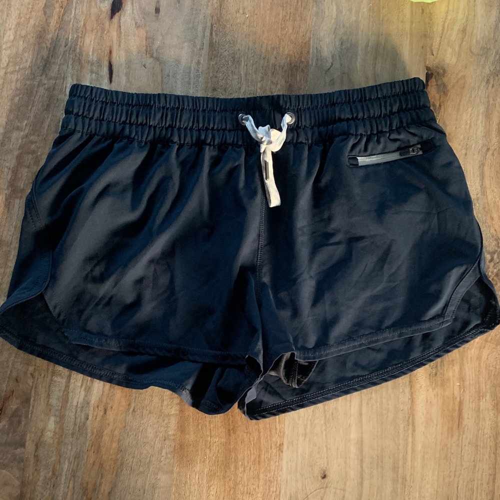 Vuori Black Women's Athletic Shorts